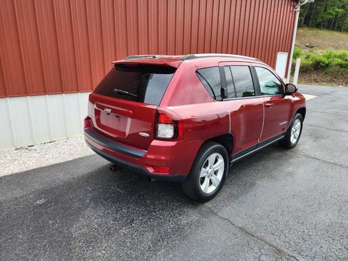 Used 2016 Jeep Compass Latitude AWD/4WD image 10