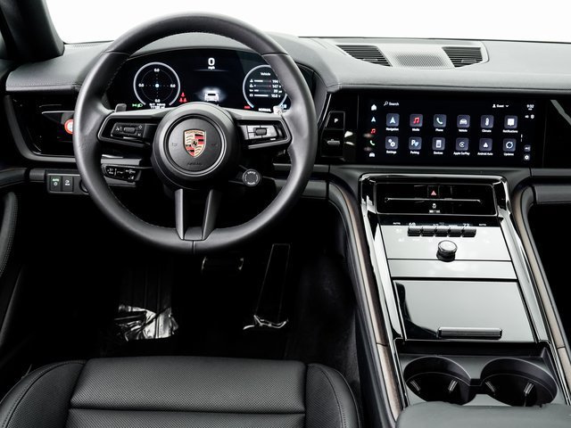 Certified 2025 Porsche Panamera 4 AWD/4WD image 18