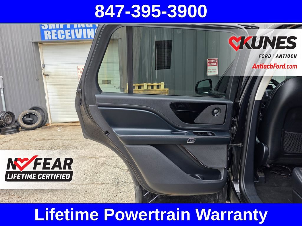 Used 2025 Lincoln Aviator AWD image 26