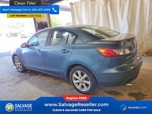 Used 2010 MAZDA MAZDA3 i Touring FWD image 3