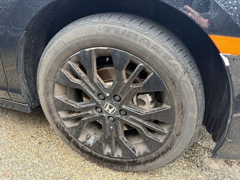 Used 2025 Honda Odyssey Sport-L image 10