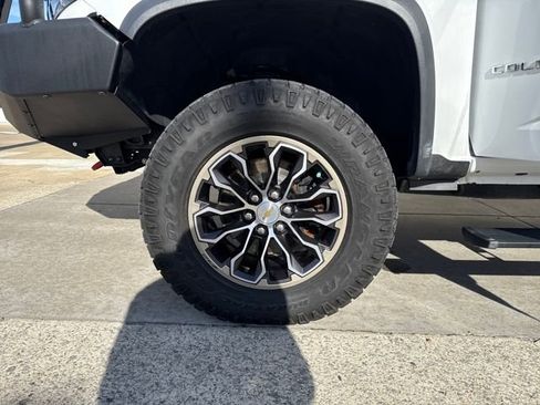 Used 2022 Chevrolet Colorado ZR2 image 21