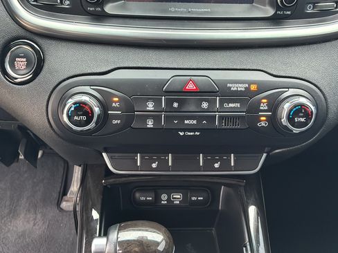 Used 2018 Kia Sorento EX FWD image 31