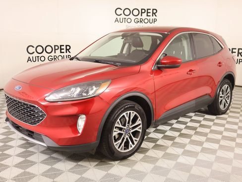 Used 2022 Ford Escape SEL w/ Technology Package image 10