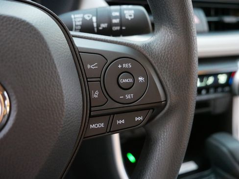 Certified 2025 Toyota RAV4 XLE image 25