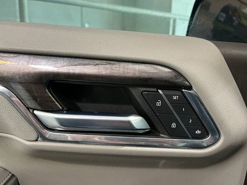 Used 2024 Chevrolet Silverado 1500 LTZ image 29