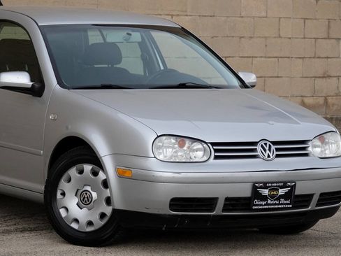 Used 2005 Volkswagen Golf GL image 38
