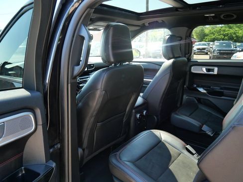 Certified 2023 Ford Explorer ST-Line w/ Class IV Trailer Tow Package AWD/4WD image 15