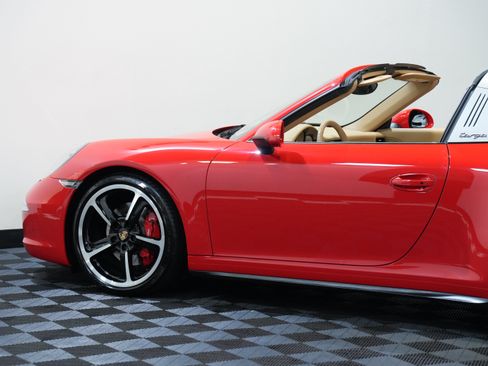 Used 2014 Porsche 911 Targa 4S AWD/4WD image 20