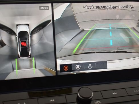 New 2026 Nissan Rogue Platinum w/ Platinum Premium Package image 11