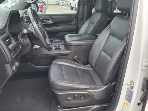 Used 2021 Chevrolet Tahoe LT w/ Rear Media and Nav Package image 17