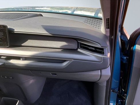 Used 2024 Kia EV9 Wind image 25