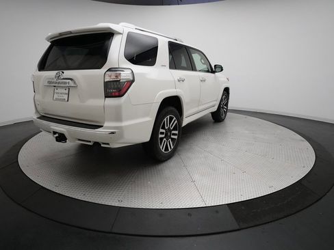 Used 2018 Toyota 4Runner Limited image 38