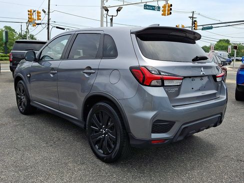 Used 2022 Mitsubishi Outlander Sport LE FWD image 3