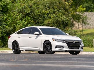 Used 2018 Honda Accord Sport video 2