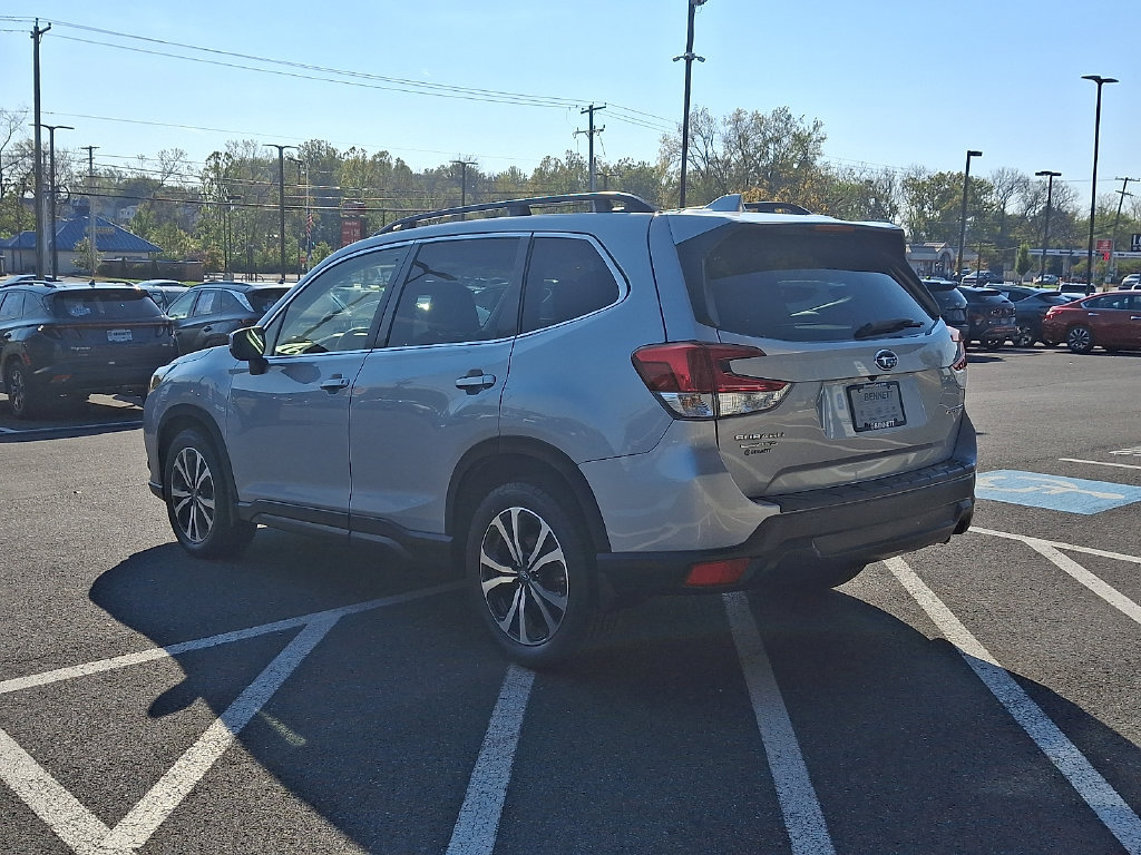 Used 2023 Subaru Forester Limited AWD/4WD image 4