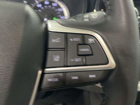 Used 2023 Toyota Highlander LE image 17
