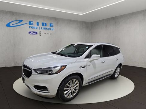 Used 2018 Buick Enclave Premium w/ Experience Buick Package AWD/4WD image 5