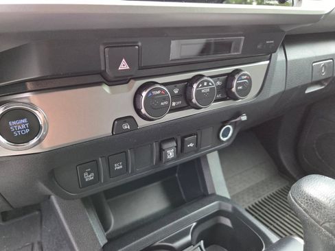 Used 2023 Toyota Tacoma SR5 w/ Technology Package RWD image 9