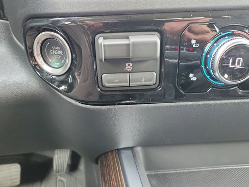 New 2026 GMC Sierra 1500 Elevation w/ Elevation Premium Package AWD/4WD image 29