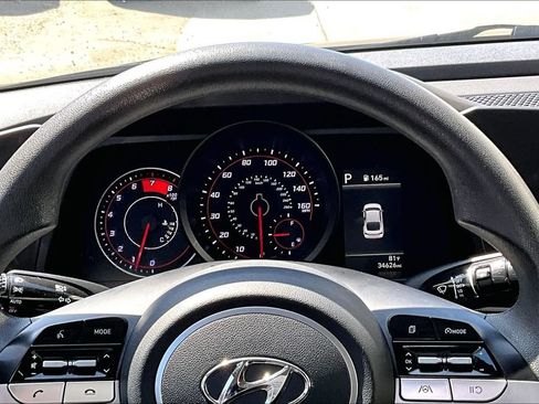 Used 2023 Hyundai Elantra SEL FWD image 13