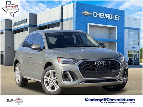 Used 2023 Audi Q5 e Premium Plus w/ Premium Plus Package image 1