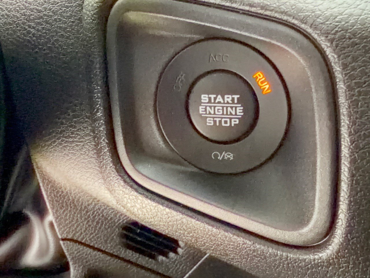 Used 2024 Jeep Wrangler Unlimited Sport AWD/4WD image 20