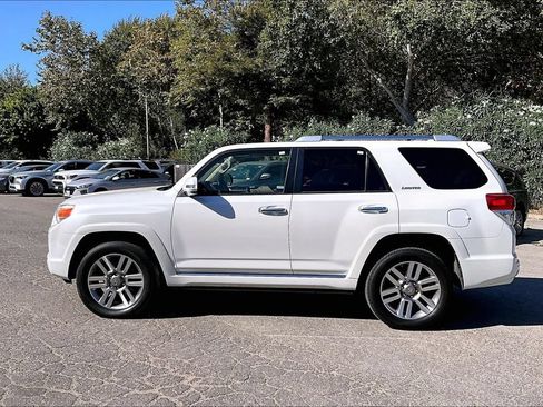 Used 2012 Toyota 4Runner Limited AWD/4WD image 8