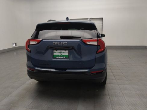 Used 2024 GMC Terrain SLE w/ Driver Convenience Package image 7