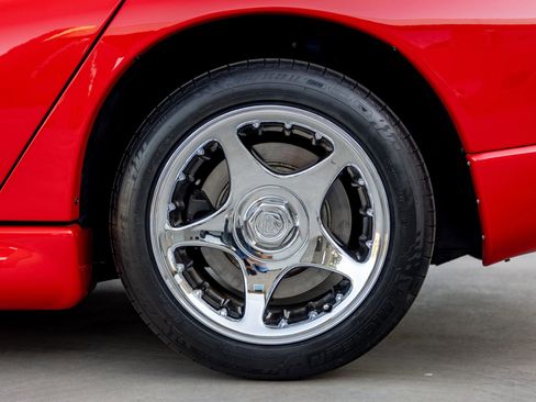 Used 1997 Dodge Viper GTS RWD image 31