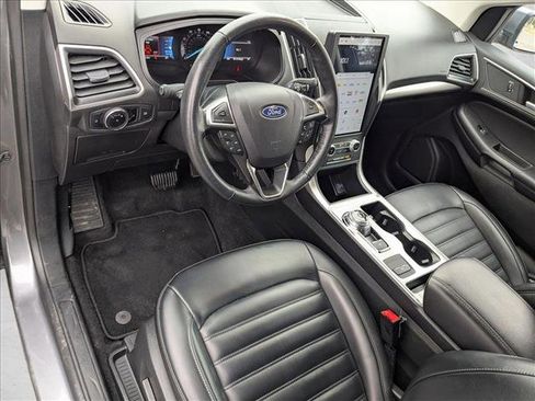Used 2024 Ford Edge SEL image 10