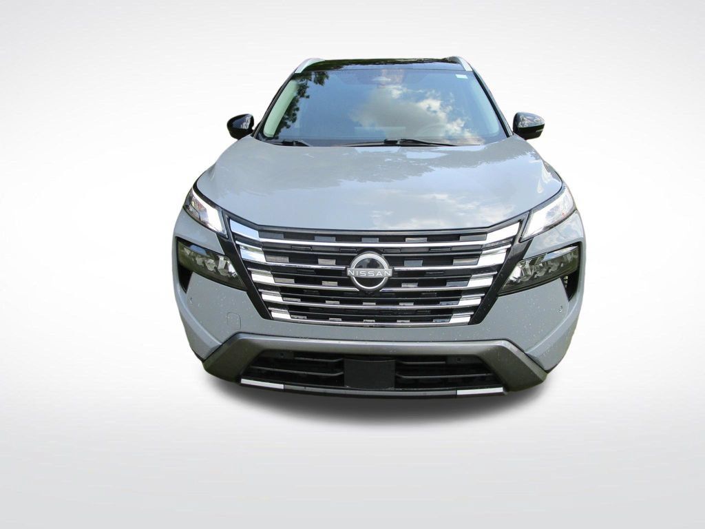 Used 2024 Nissan Rogue SL FWD image 5