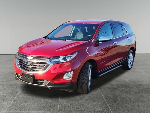 Used 2019 Chevrolet Equinox LT image 3