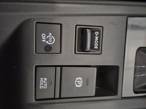 New 2026 Nissan Sentra SV w/ SV Convenience Package FWD image 17