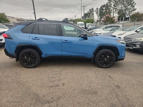 Used 2023 Toyota RAV4 XSE AWD/4WD image 16