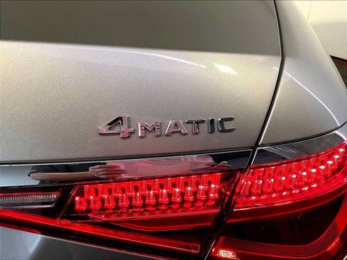 Used 2024 Mercedes-Benz S 580 4MATIC Sedan image 19