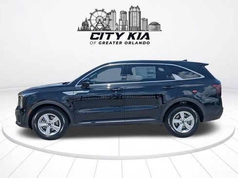 New 2026 Kia Sorento LX FWD image 3