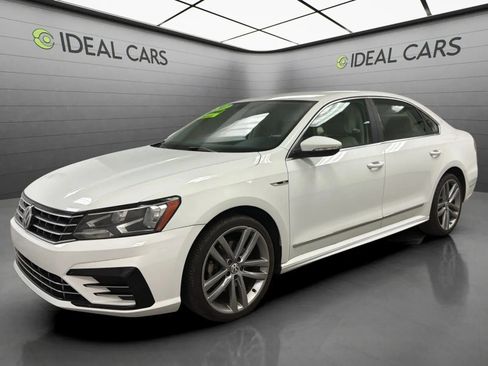 Used 2017 Volkswagen Passat 1.8T R-Line FWD image 1