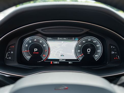 Used 2019 Audi Q8 Prestige AWD/4WD image 30