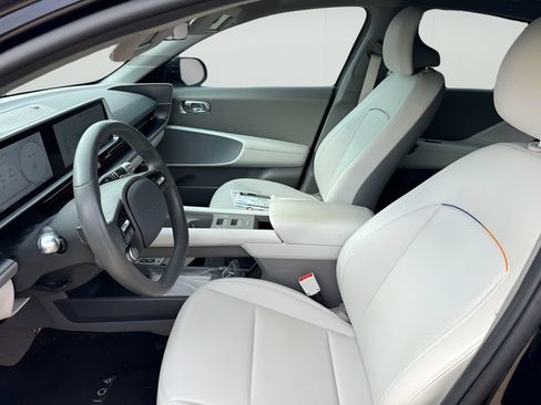 Used 2023 Hyundai Ioniq 6 SEL RWD image 9