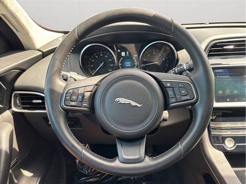 Used 2020 Jaguar F-PACE Premium AWD/4WD image 27