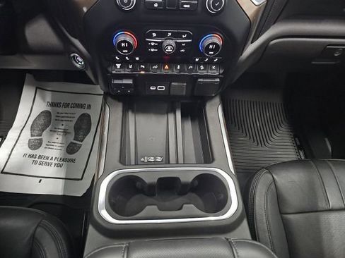 Used 2021 Chevrolet Silverado 3500 High Country w/ Technology Package image 27