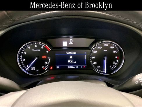 Used 2023 Cadillac XT4 Luxury w/ Cold Weather Package AWD/4WD image 25