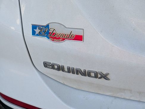 Used 2020 Chevrolet Equinox LS w/ LS Convenience Package FWD image 9