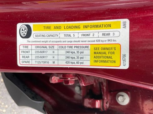 Used 2025 Chevrolet TrailBlazer LT AWD/4WD image 52