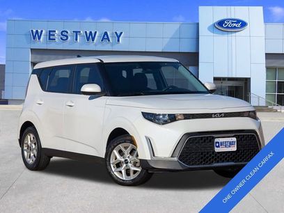 Used 2024 Kia Soul LX w/ Option Group 015