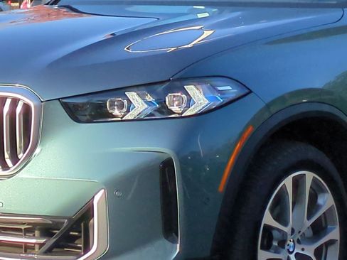 Used 2025 BMW X5 xDrive40i image 6