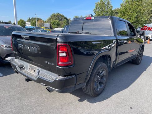 Used 2025 RAM 1500 Big Horn AWD/4WD image 2