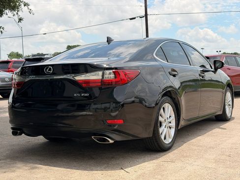 Used 2016 Lexus ES 350 w/ Accessory Package FWD image 3