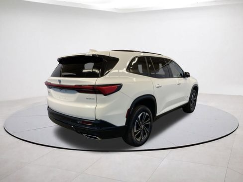 Used 2025 Buick Enclave Sport Touring image 6